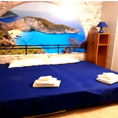 Comfy House גיארדיני נאקסוס